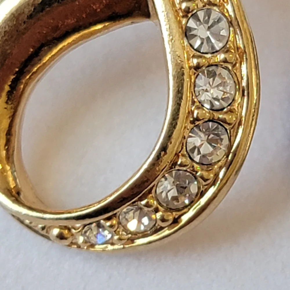 Vintage Gold Twist Rhinestone Clip-on Earrings Avon